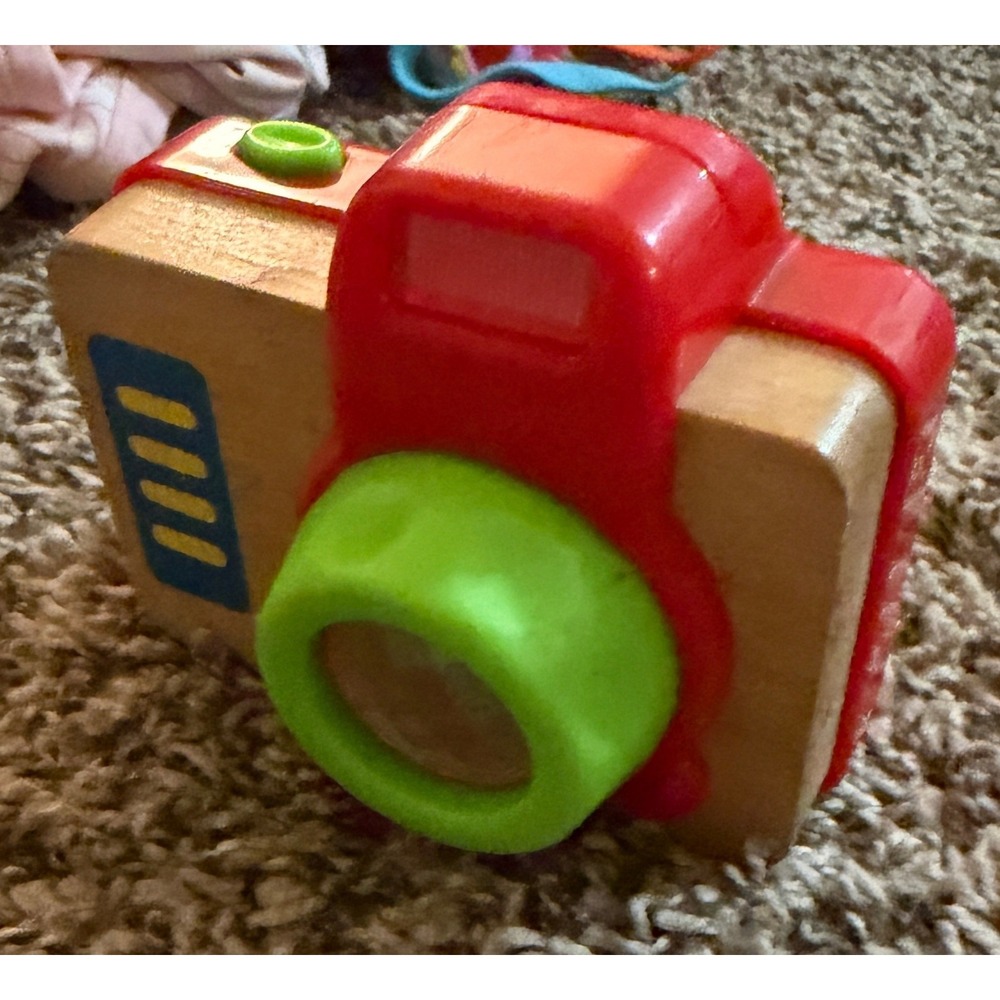 Playgo Peek & Snap Wooden Toy Camera (Lights & Sound)